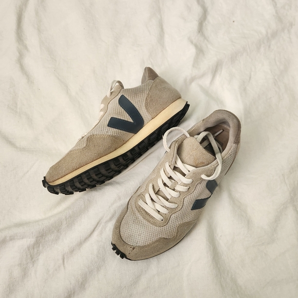 Veja SDU California natural women's size 7 - Picture 3 of 4